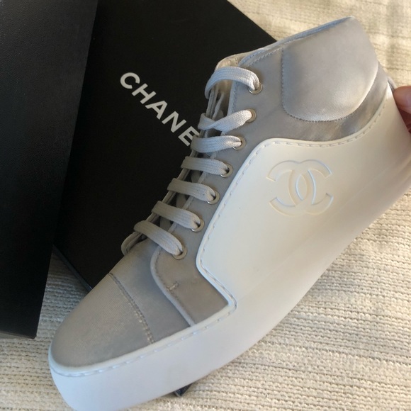 Chanel velvet and calfskin high tops! - Picture 1 of 4